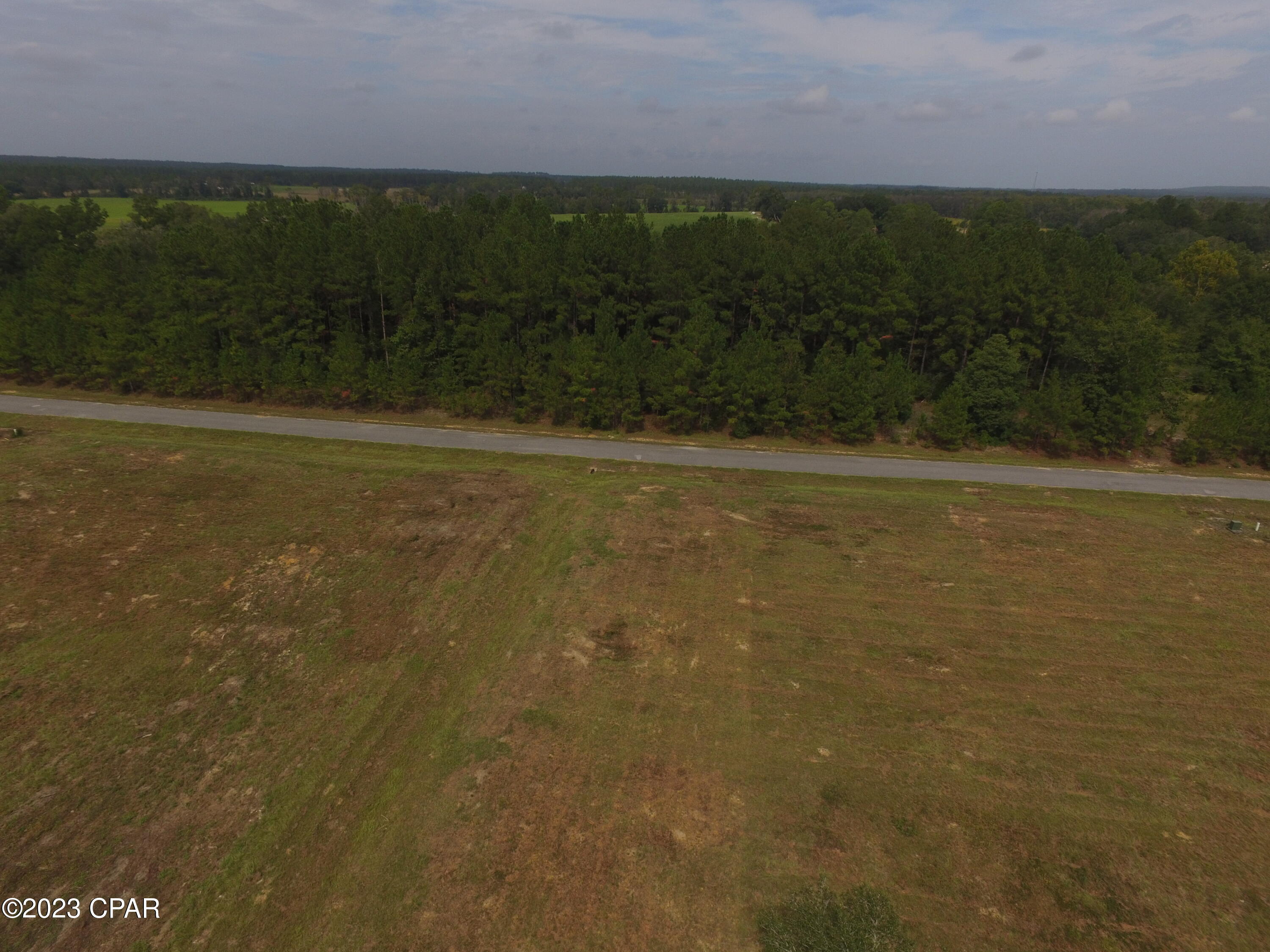 Kiersten Heights - Land