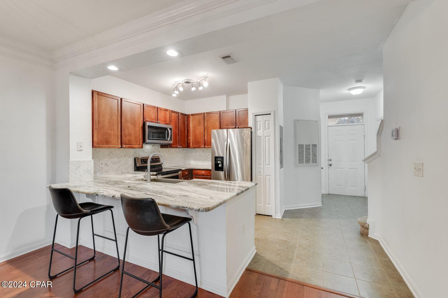 Baldwin Rowe - Residential