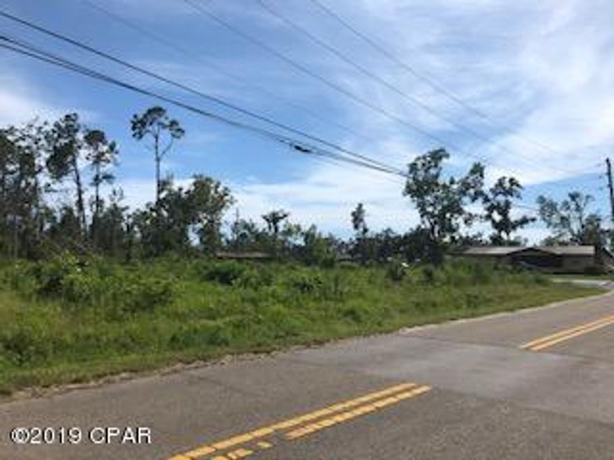 Here is a opportunity to own a 120'x134' vacant lot located in downtown Southport. There are 5 Platted lots located on this property. The property is cleared and there are some stumps needed to be removed.