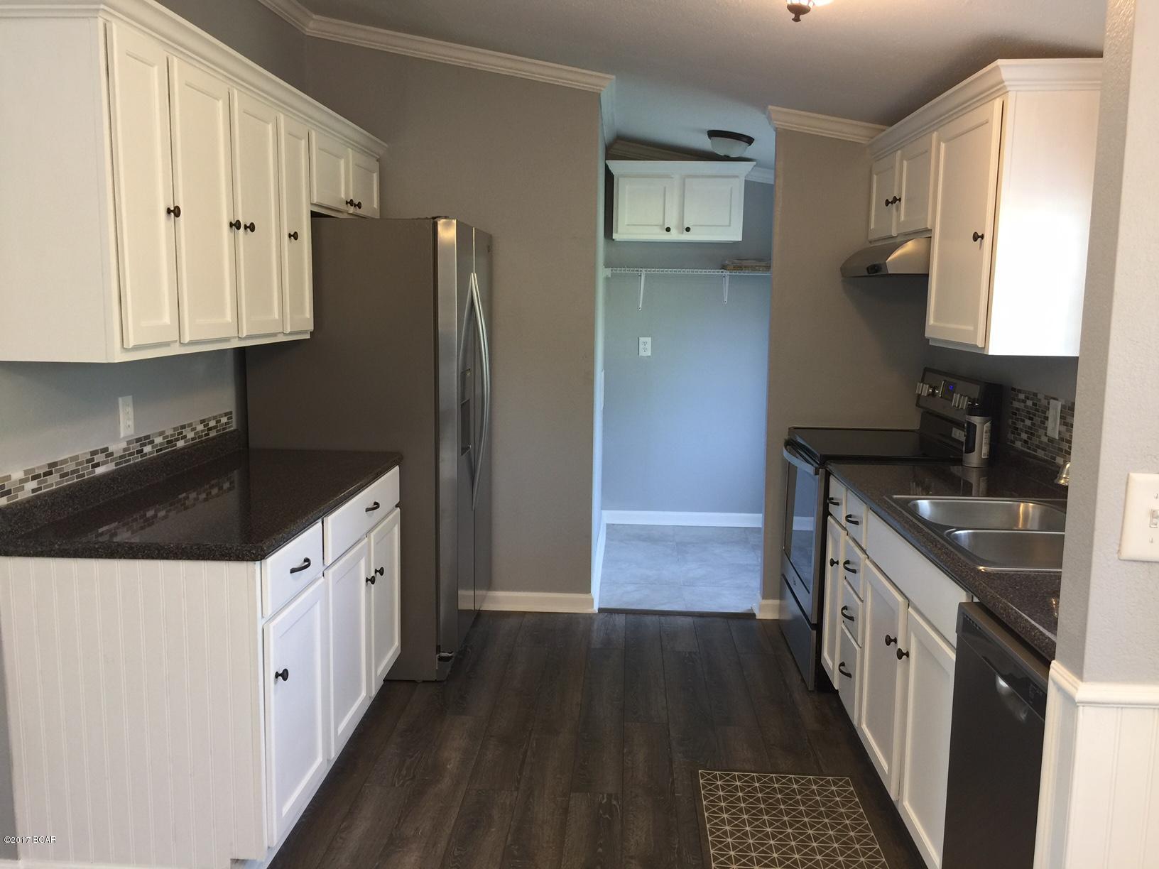 Leisure Lakes - Residential