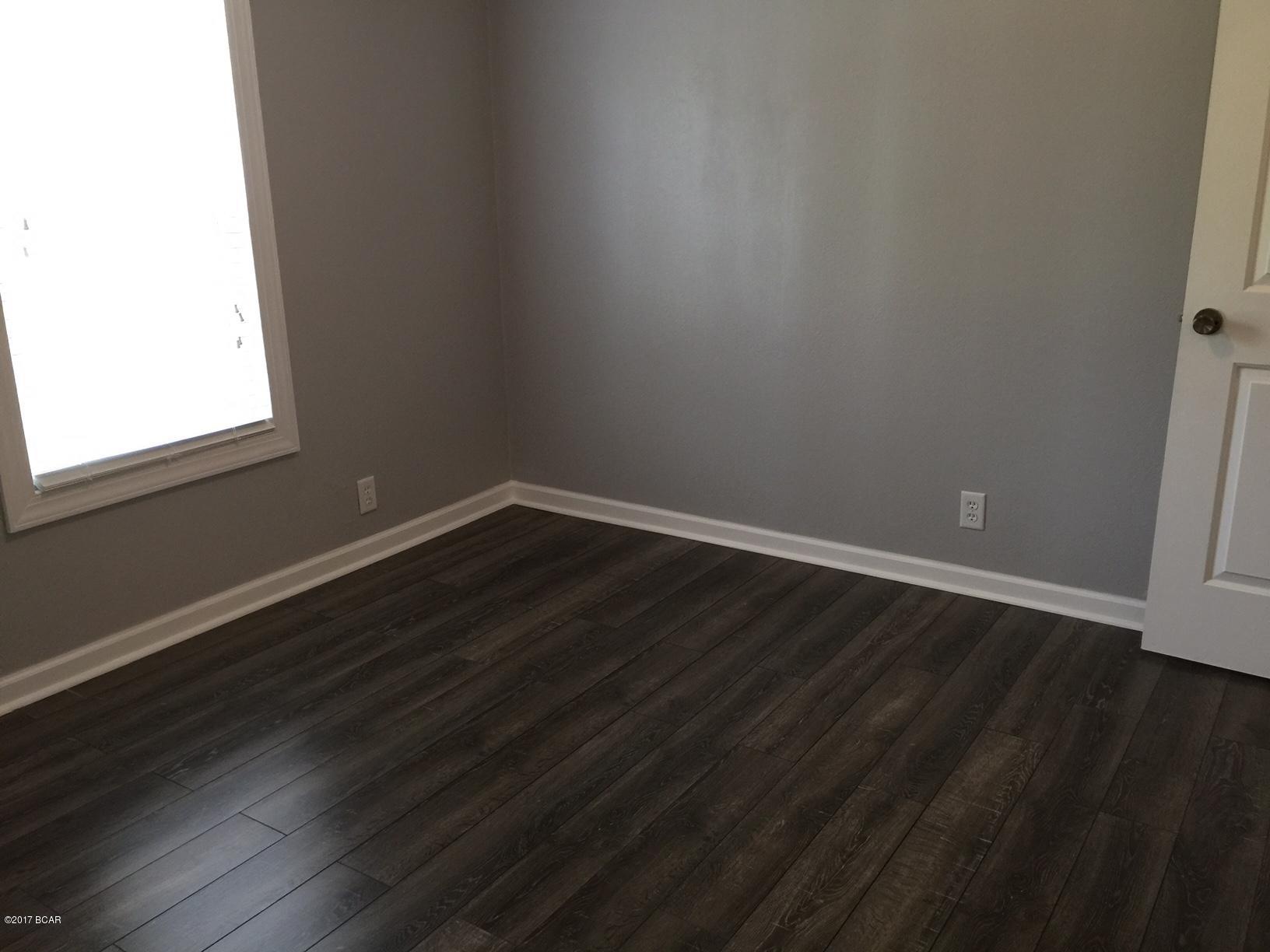 Leisure Lakes - Residential