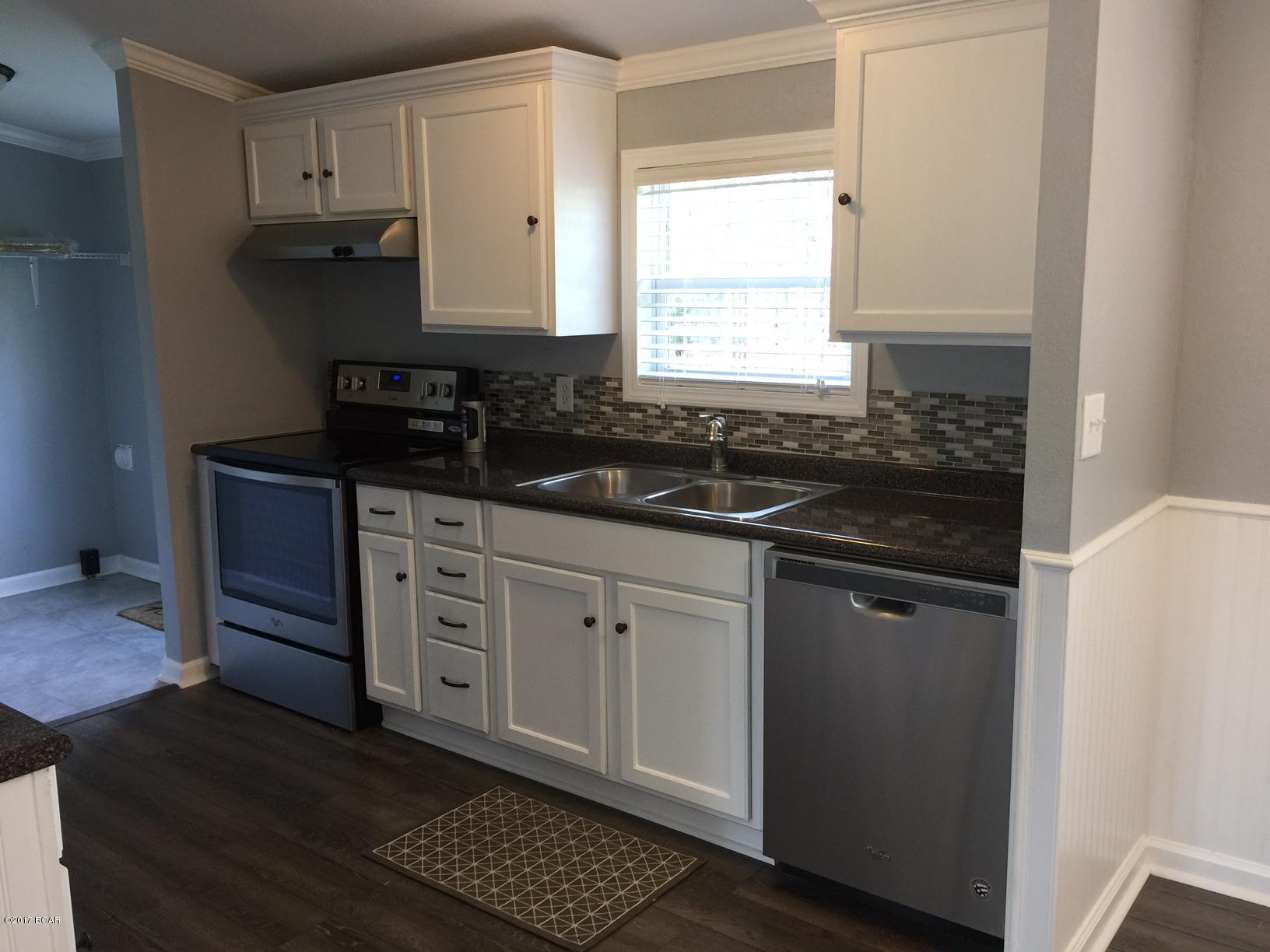 Leisure Lakes - Residential