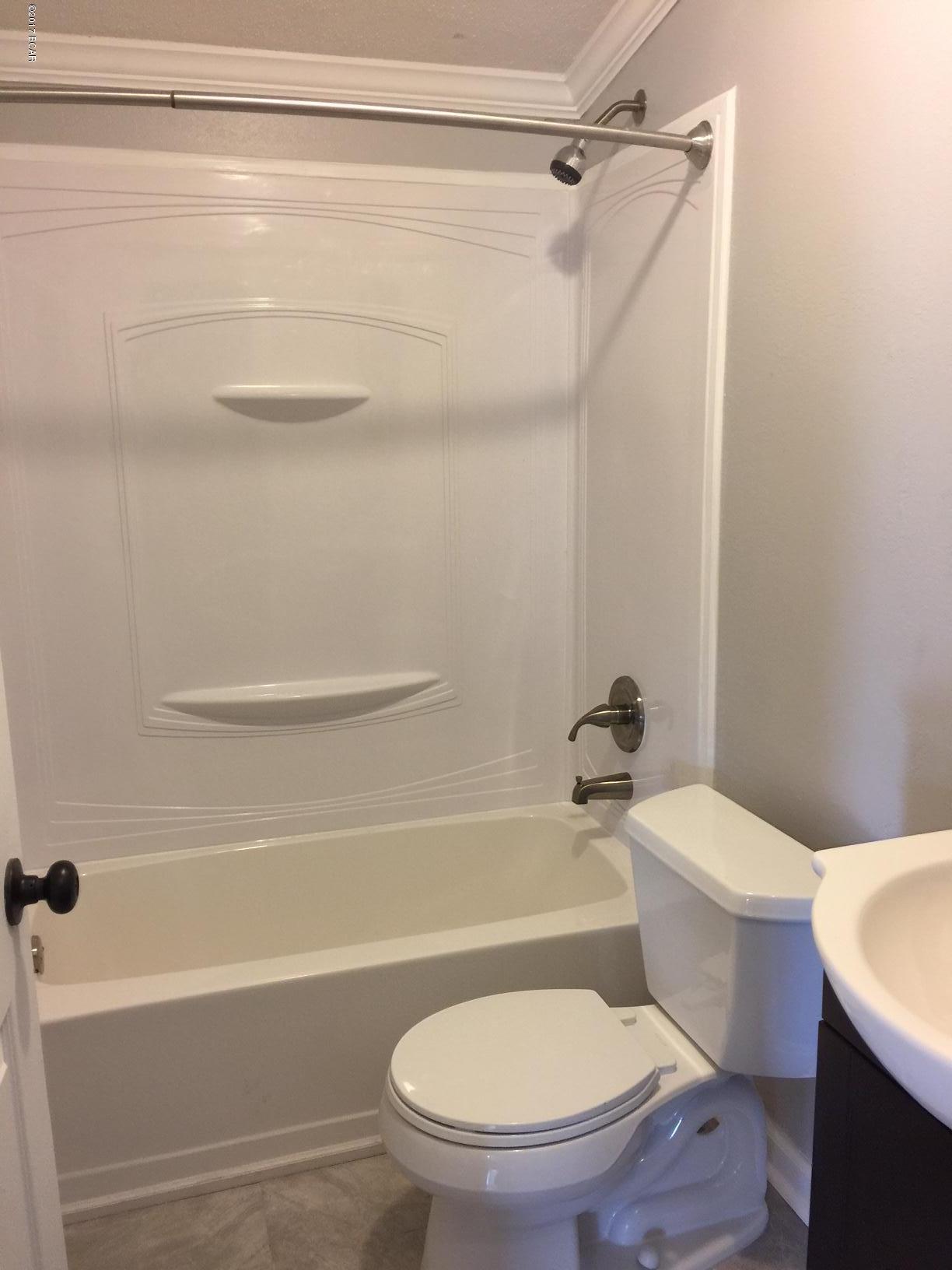 Leisure Lakes - Residential