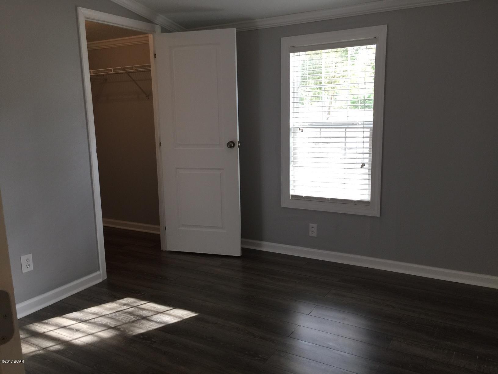 Leisure Lakes - Residential