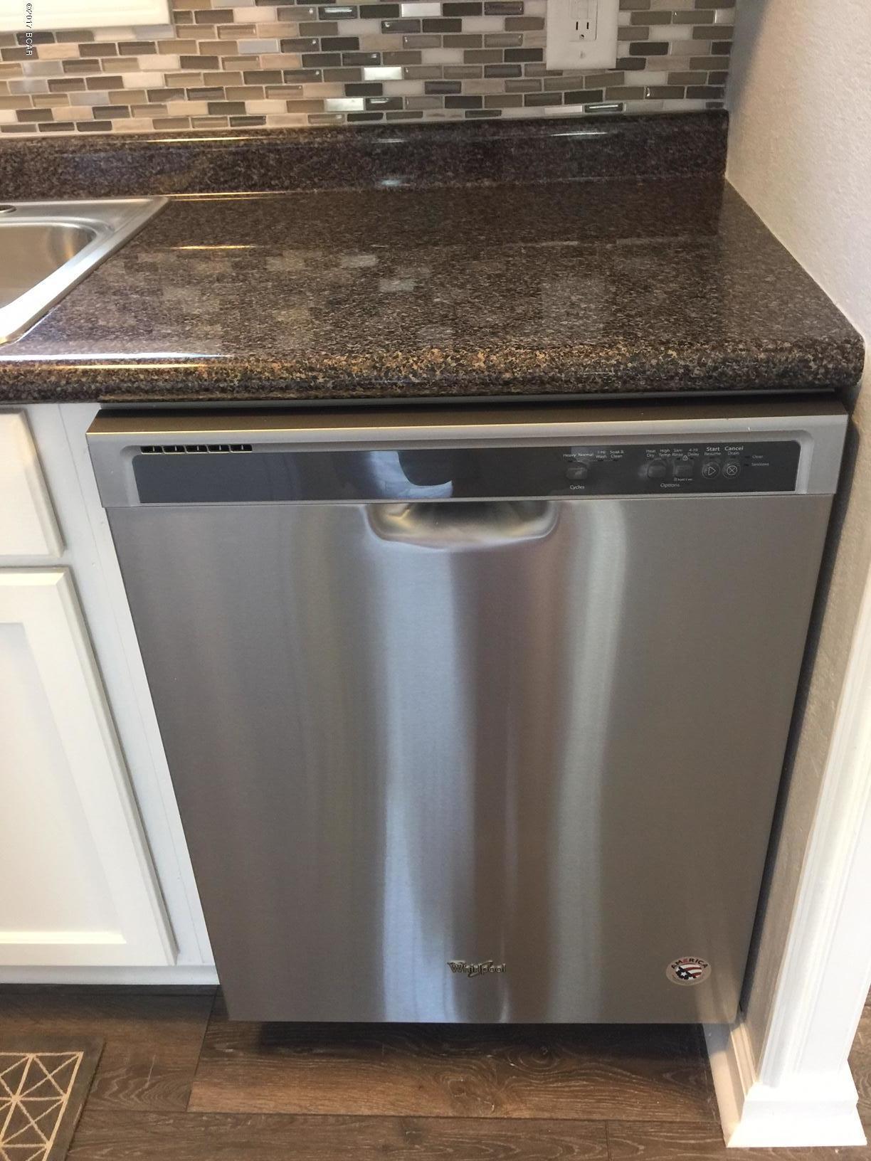 Leisure Lakes - Residential