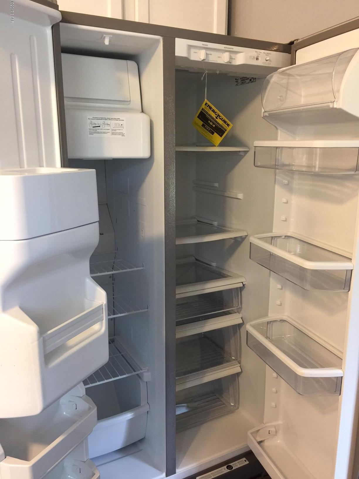 Leisure Lakes - Residential