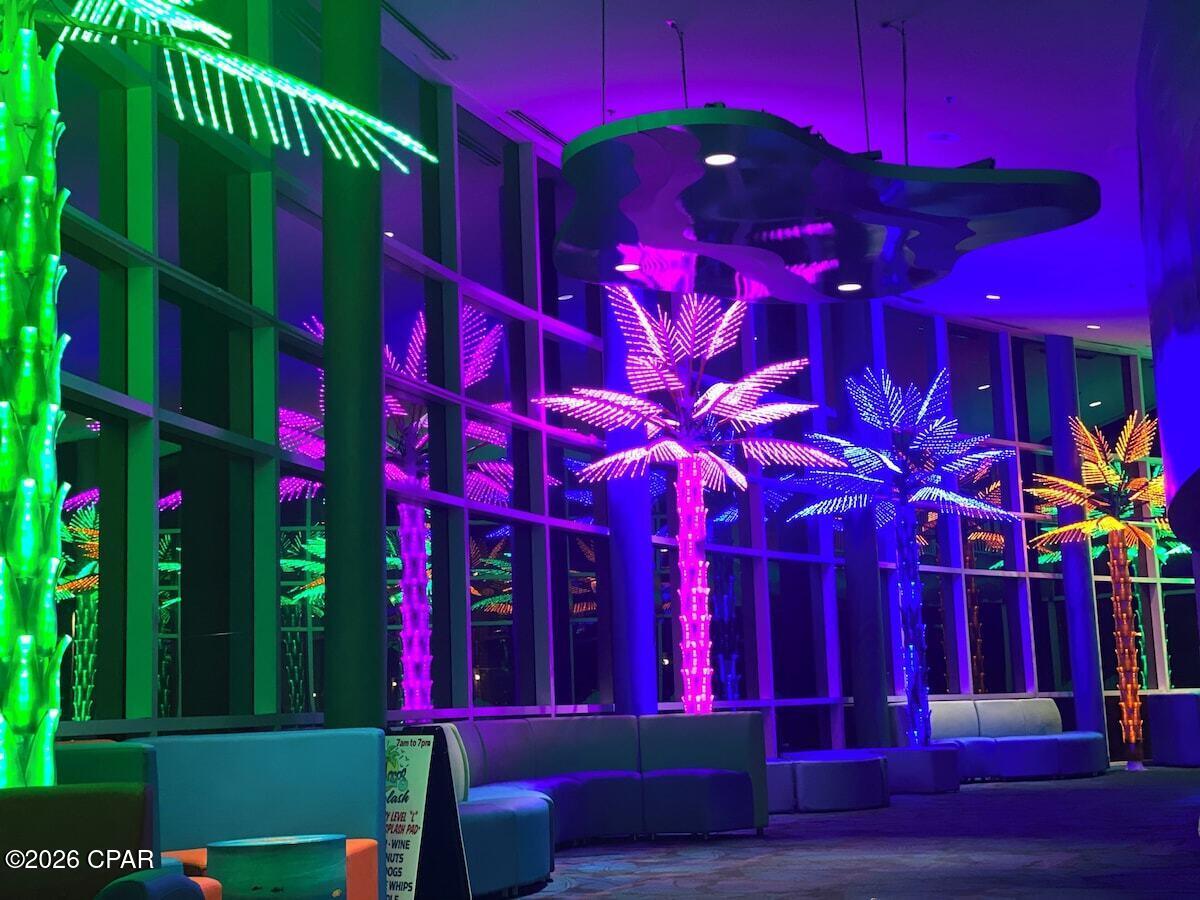 Splash Condo - Residential