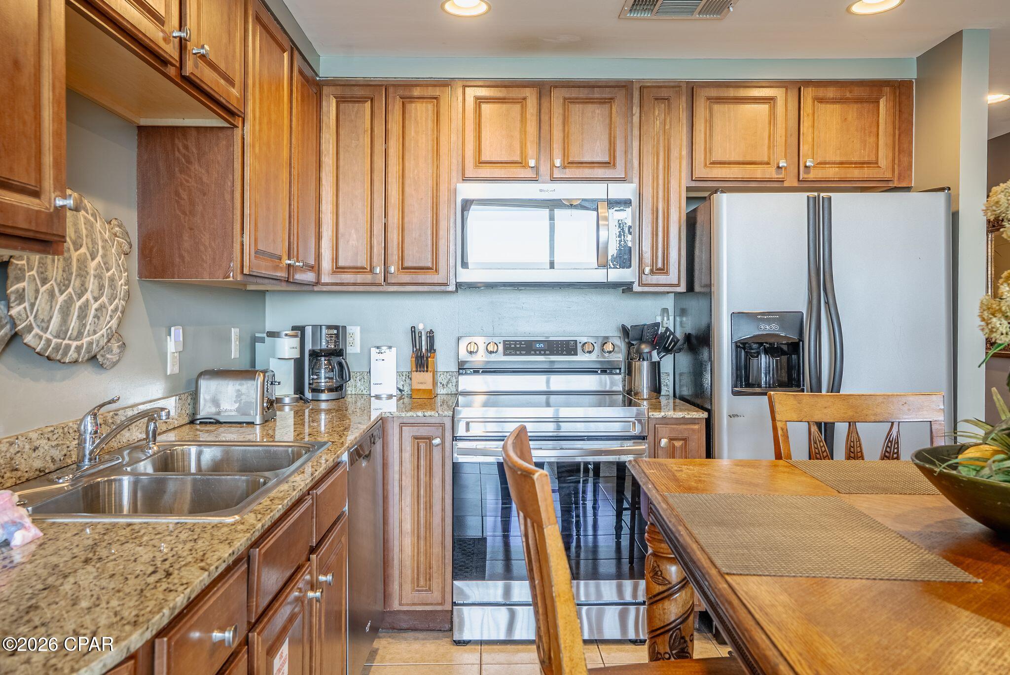 Splash Condo - Residential