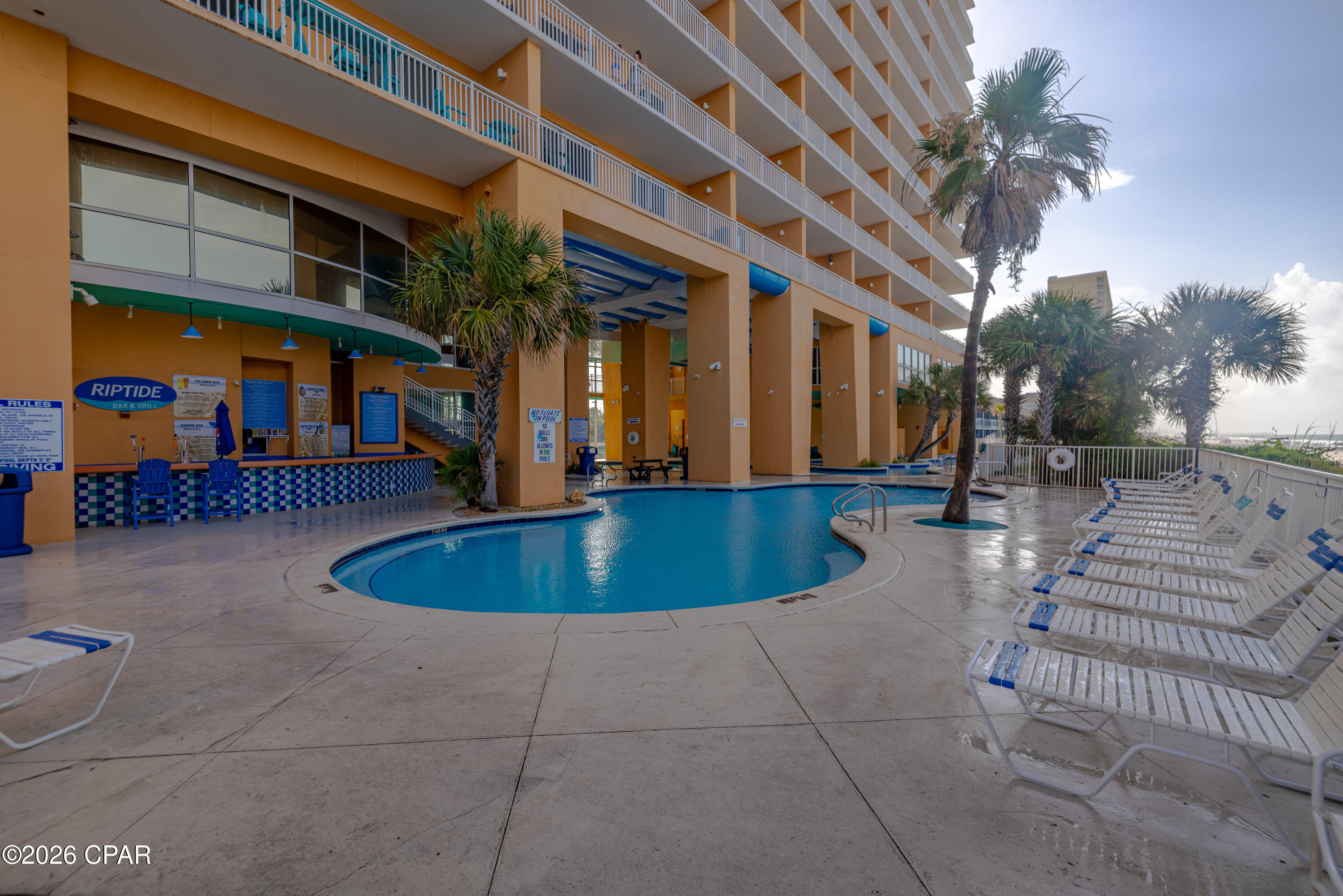 Splash Condo - Residential