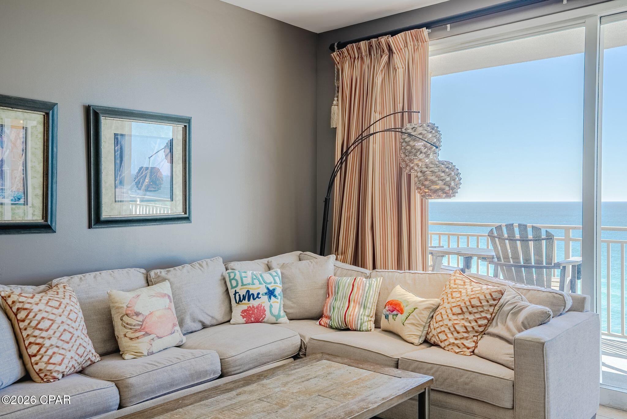 Splash Condo - Residential