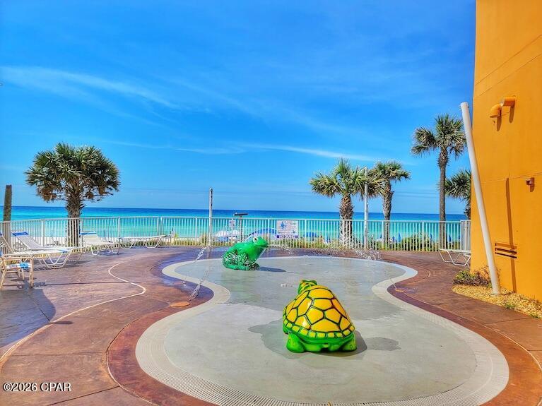 Splash Condo - Residential