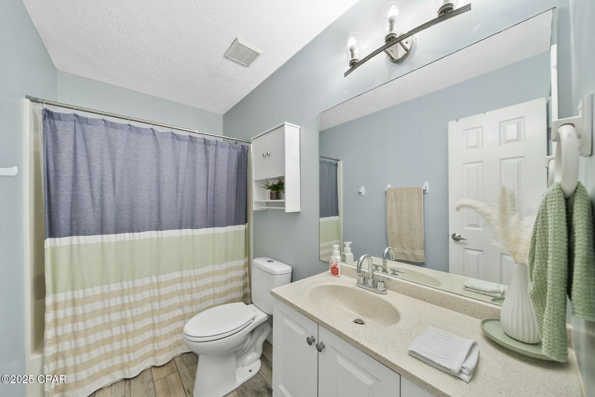 Shadow Bay Unit 5 - Residential