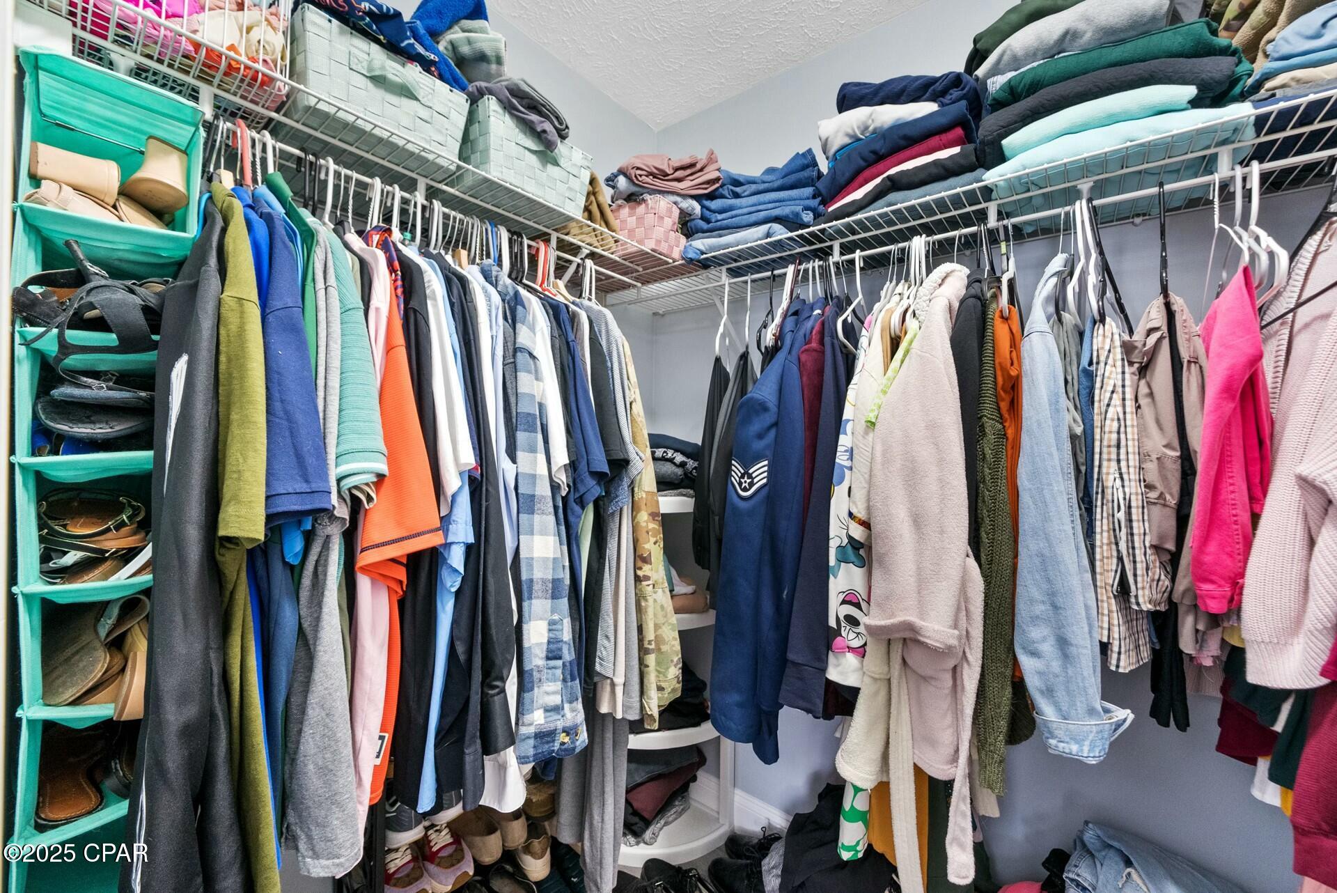 Shadow Bay Unit 5 - Residential