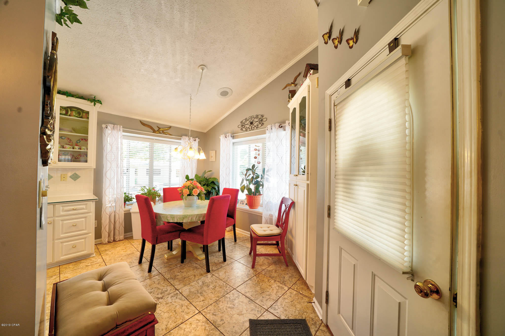 Venture Out Travel Trail - Residential