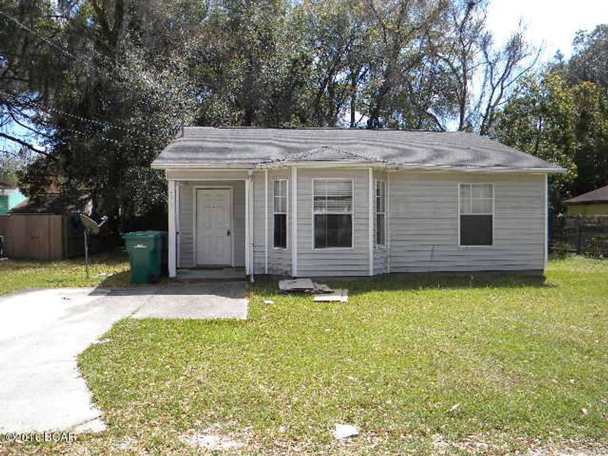 Great starter or retirement home convenient to Tyndall AFB. This is a newer 2 br, 2 ba home with open living, dining and kitchen area on a short dead end street, short walk to the bay and convenient to all amenities.  Will need some repairs to make it your own.  Call for you private showing today.