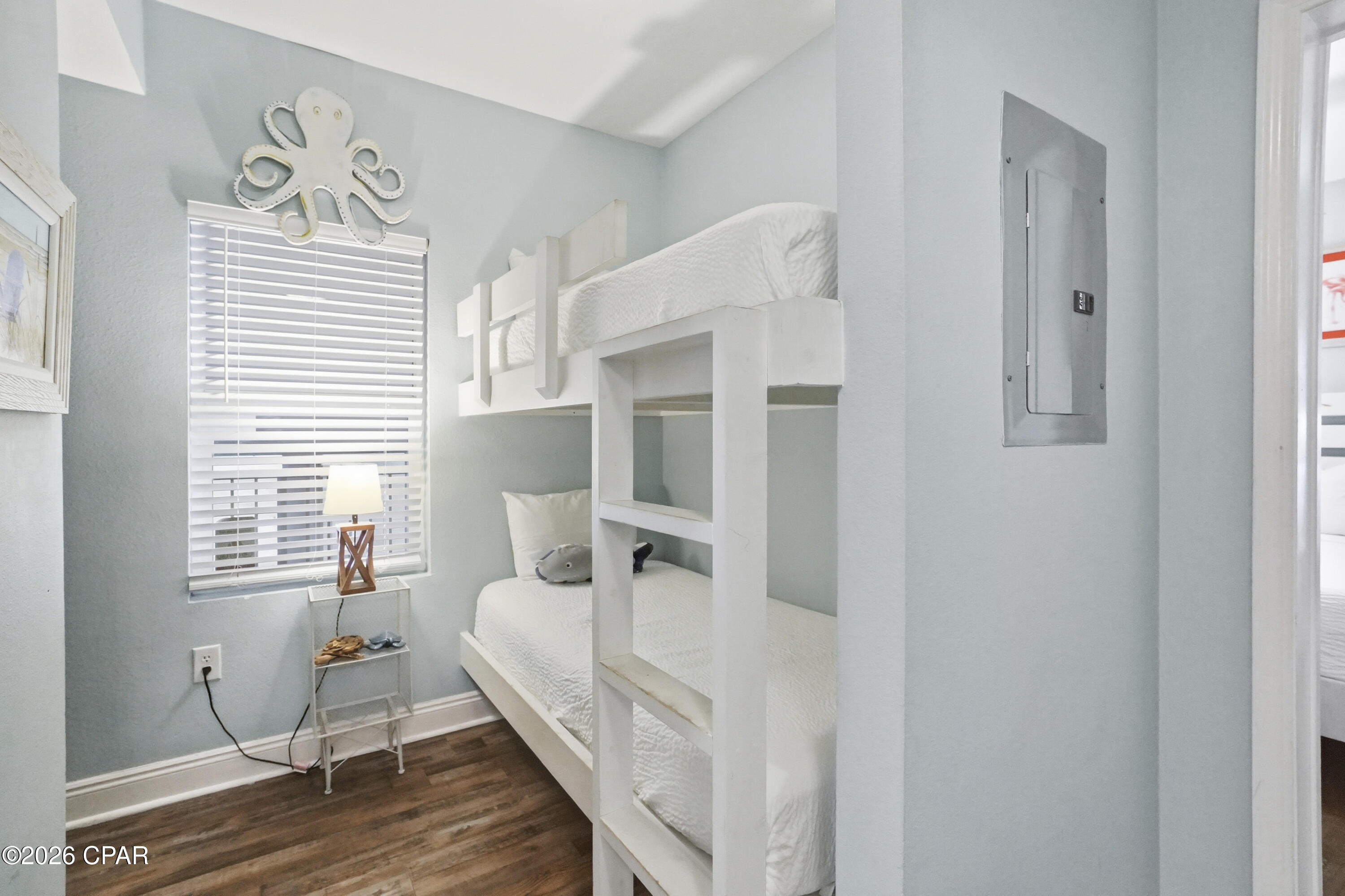 Laketown Wharf - Residential