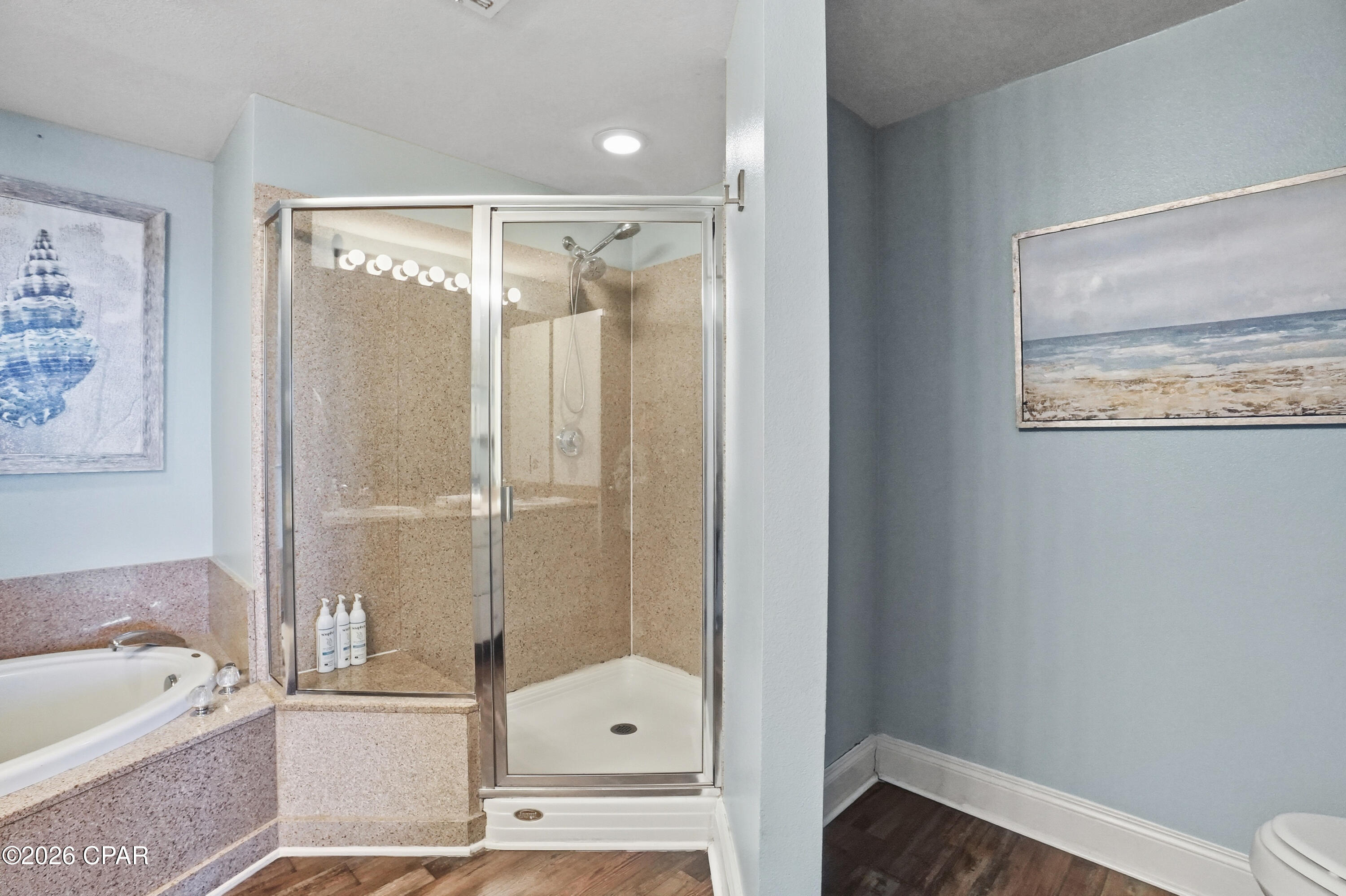 Laketown Wharf - Residential