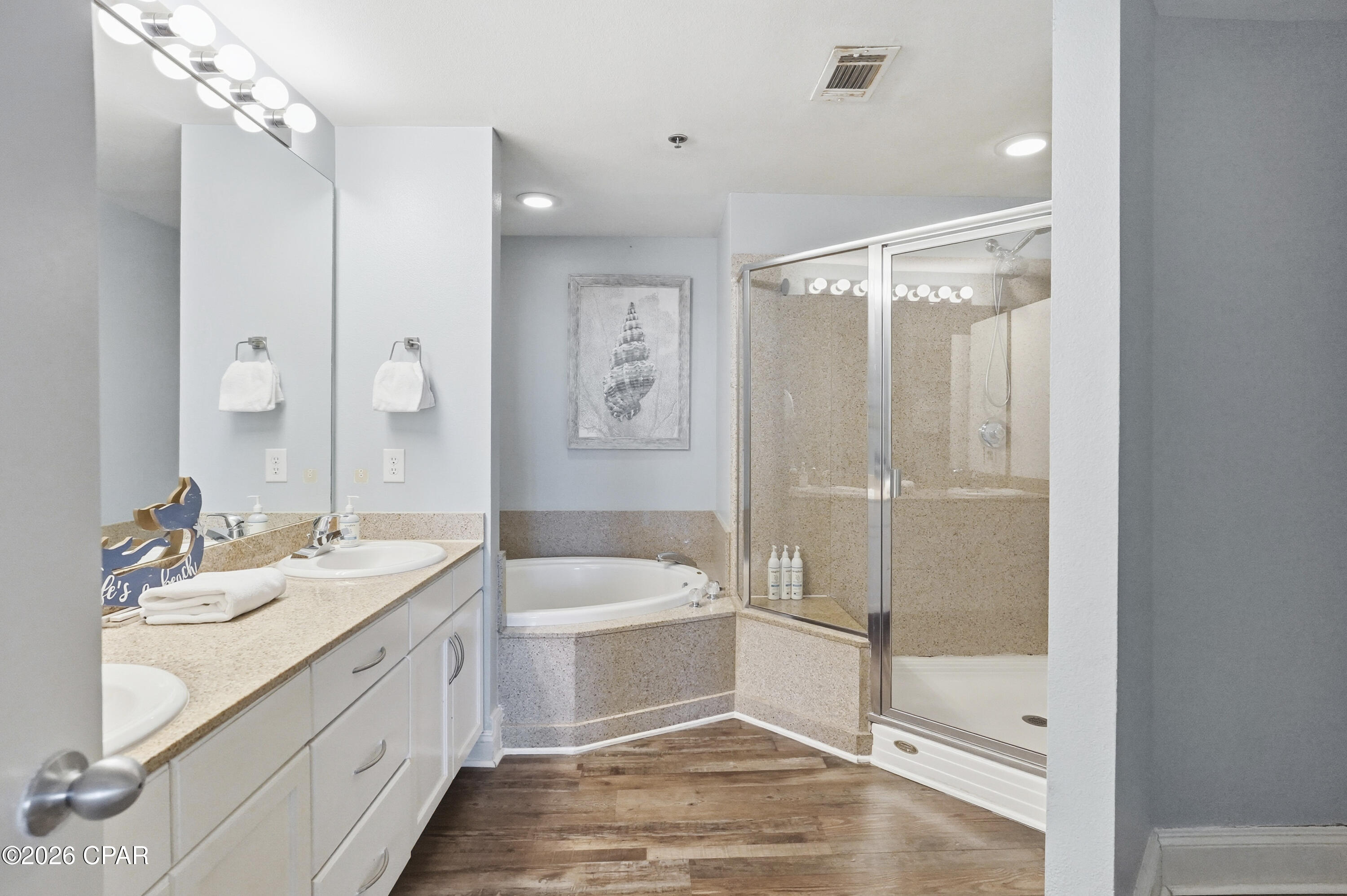 Laketown Wharf - Residential