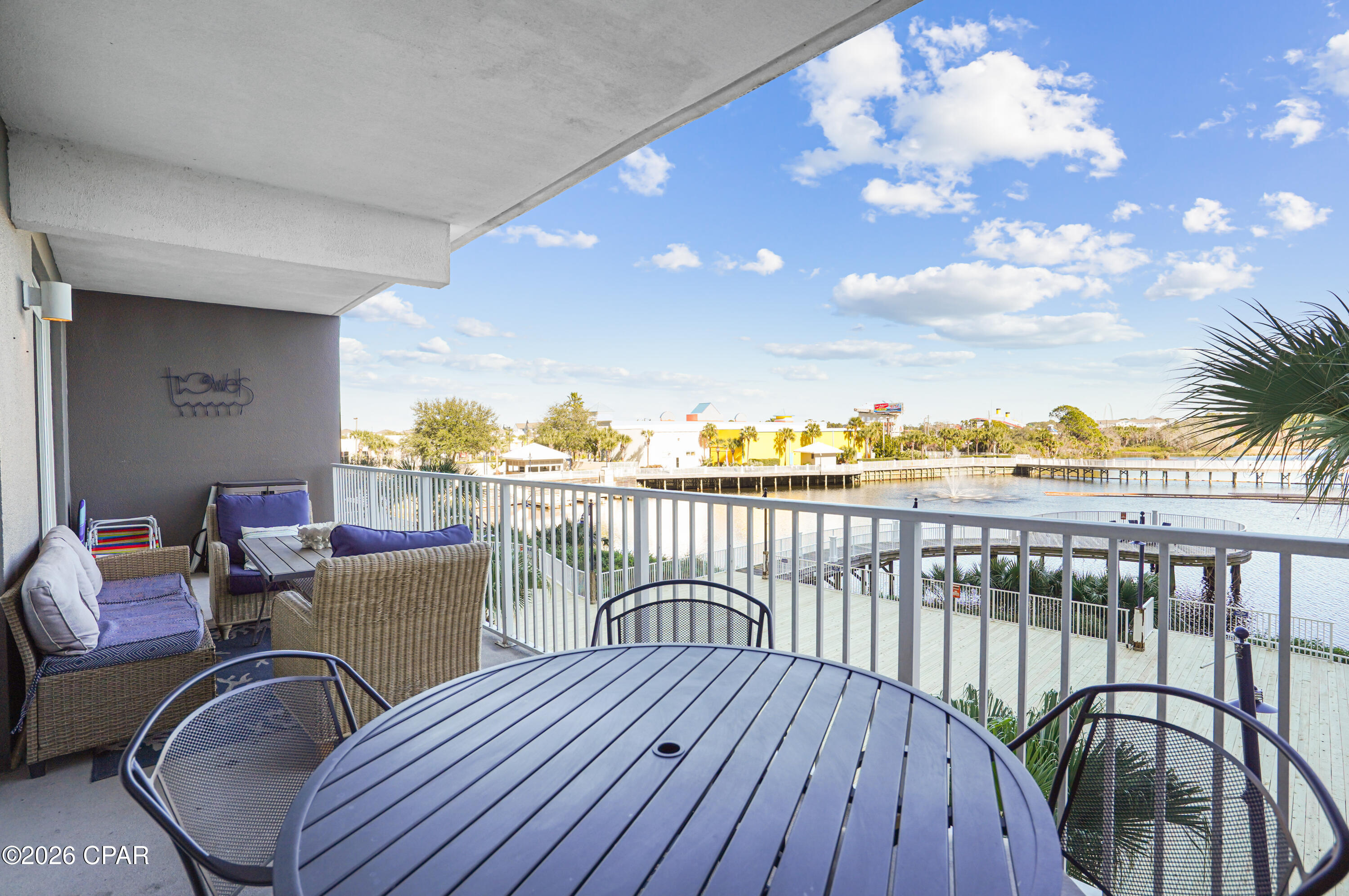 Laketown Wharf - Residential