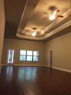 Lake Merial - Residential