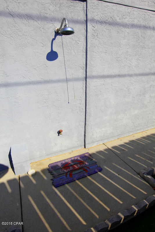 Holiday Beach Unit 14 - Residential Lease