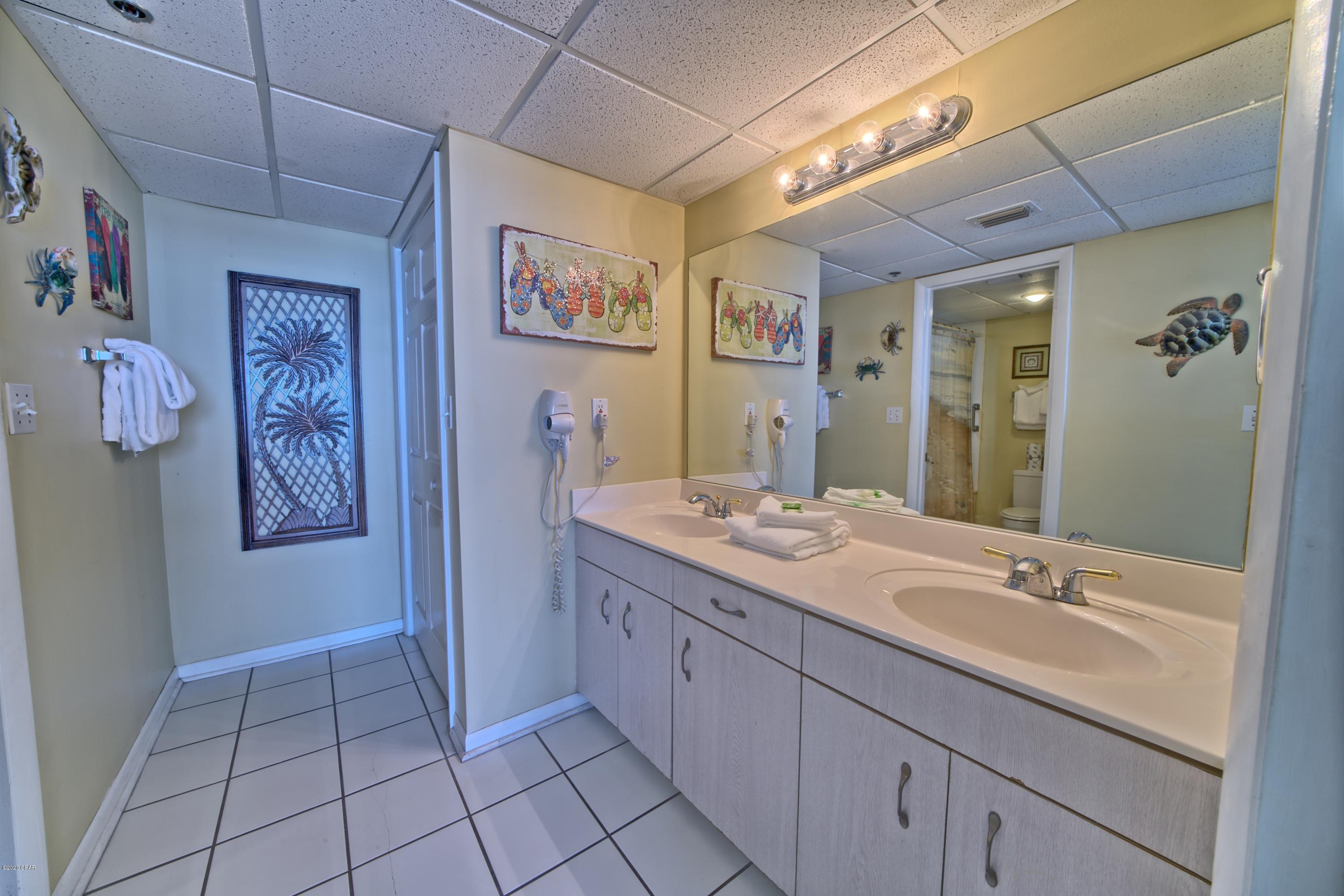 Long Beach Towers I - Residential