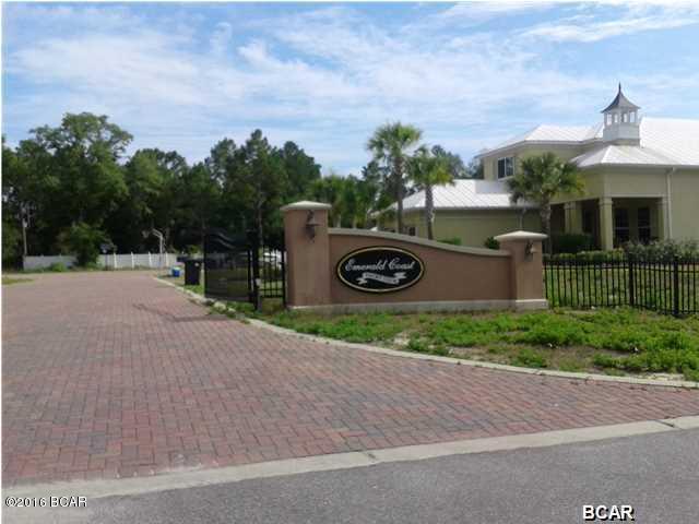 Emerald Coast Yacht Club - Land