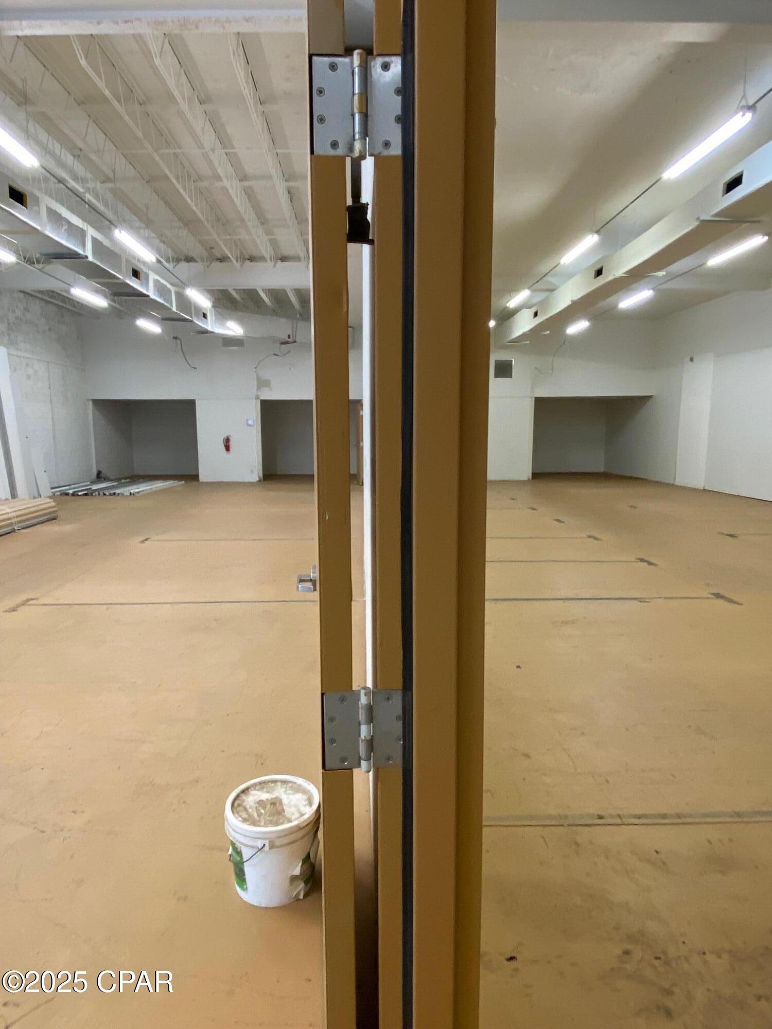 [No Recorded Subdiv] - Commercial Lease