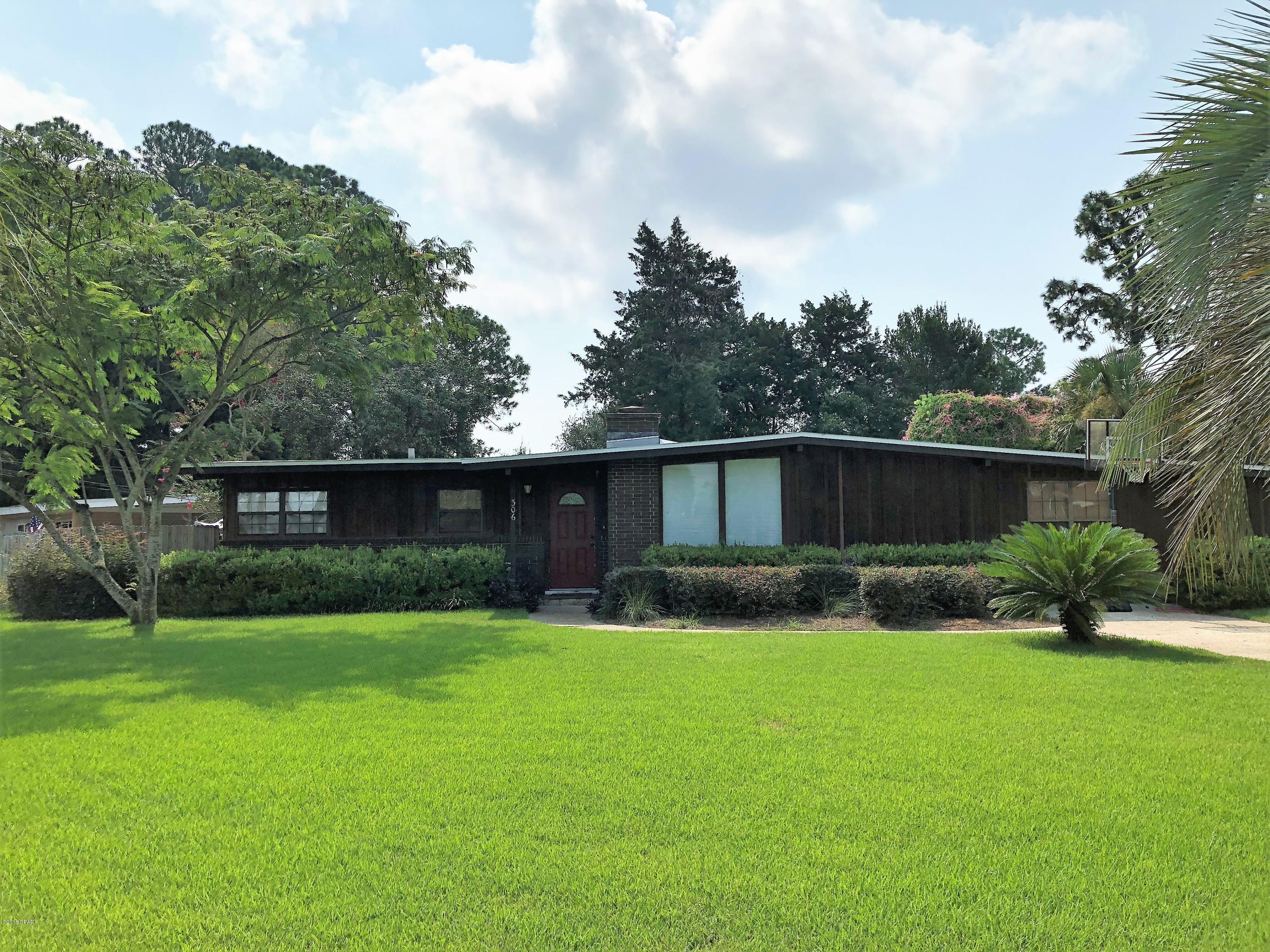 Woodlawn Unit 1 - Residential