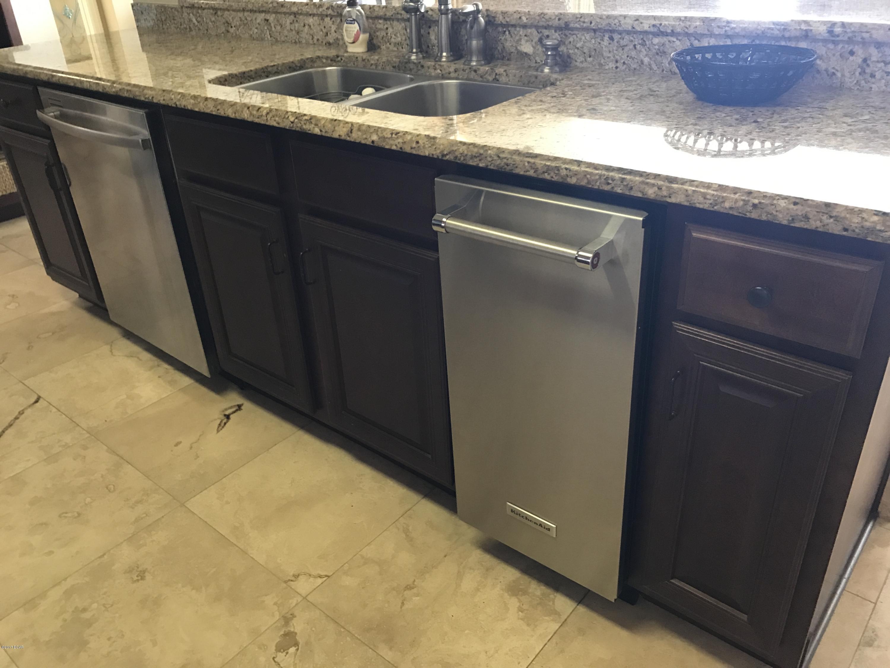 Long Beach Towers I - Residential