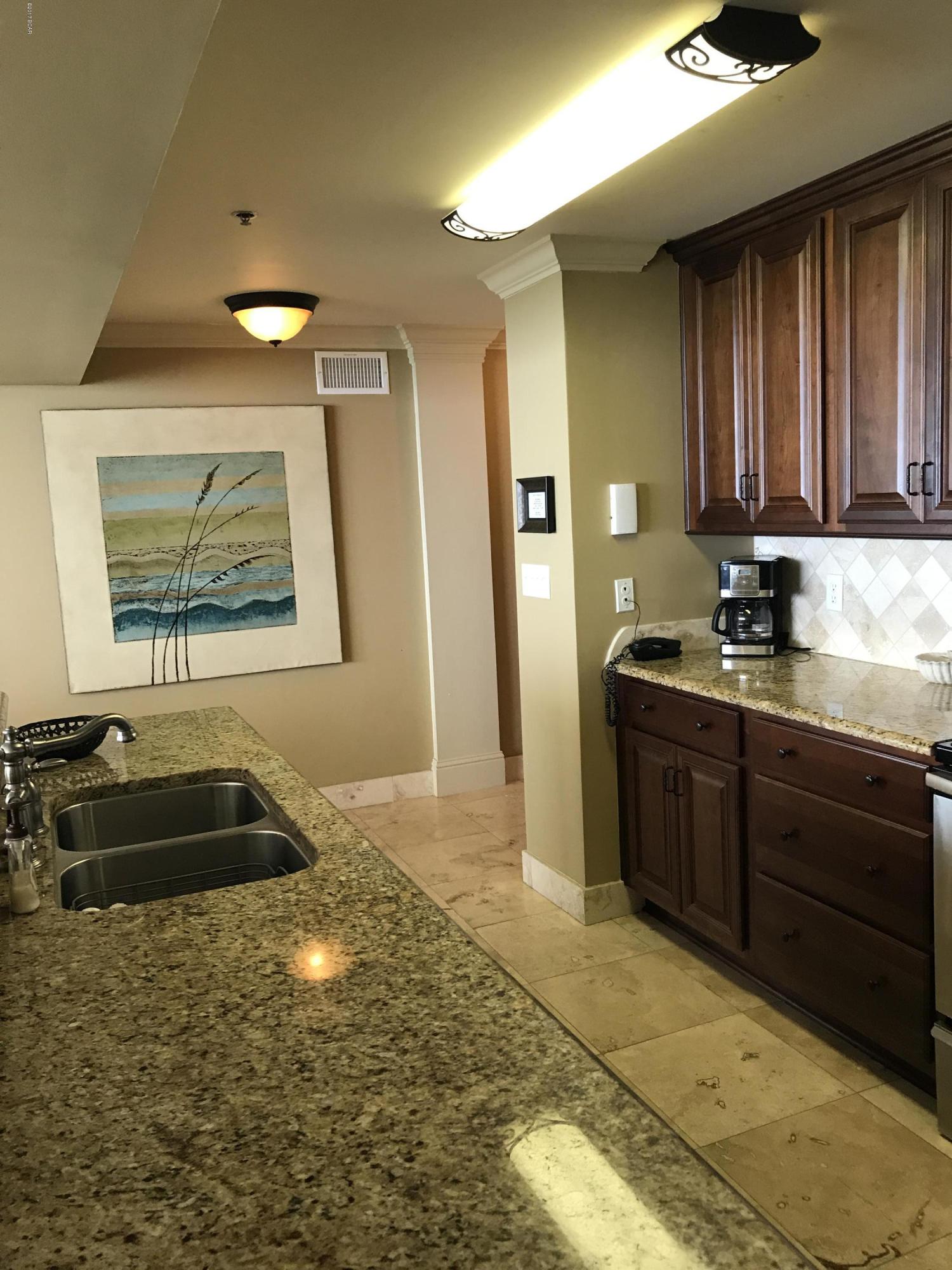 Long Beach Towers I - Residential