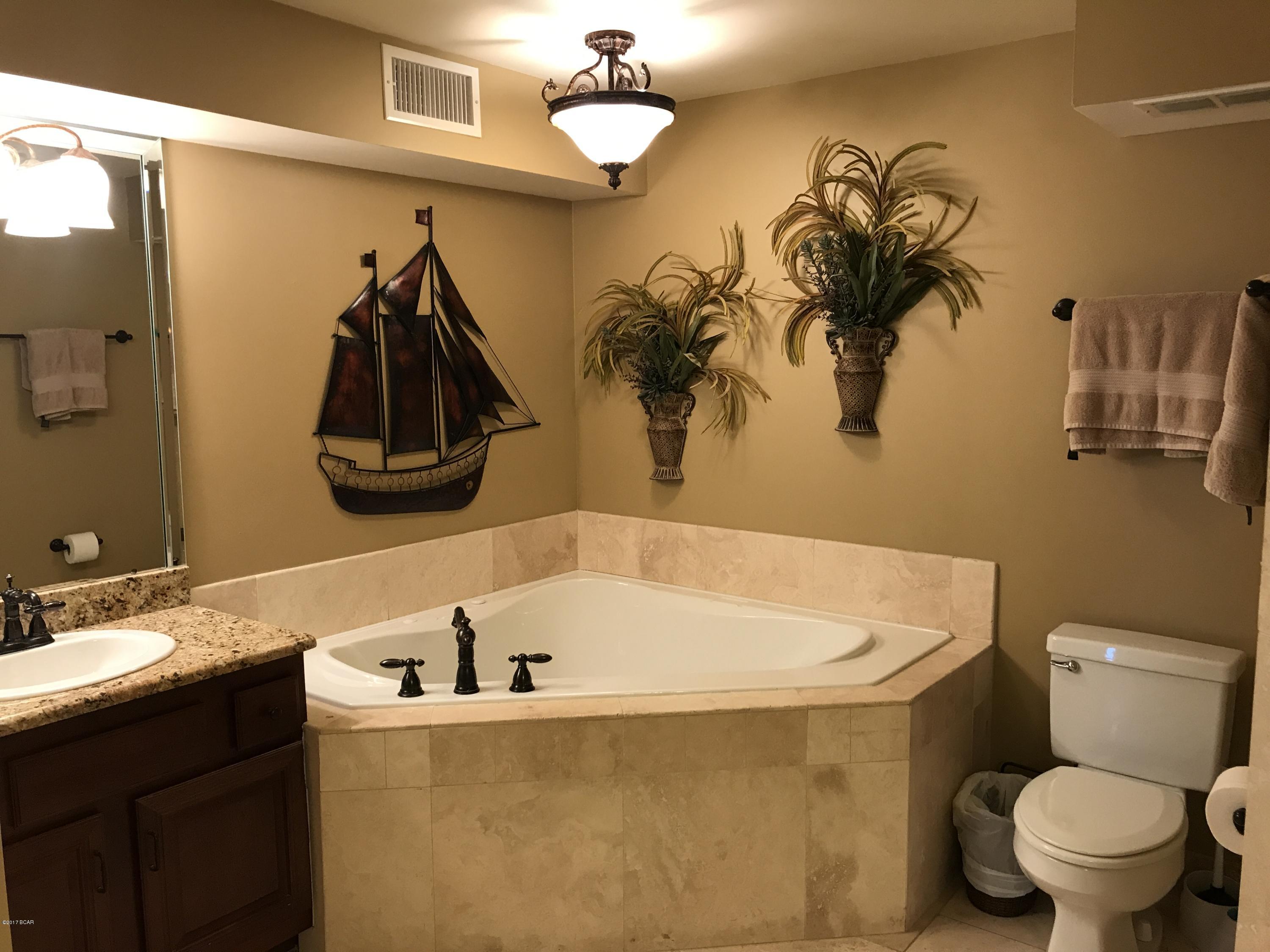 Long Beach Towers I - Residential