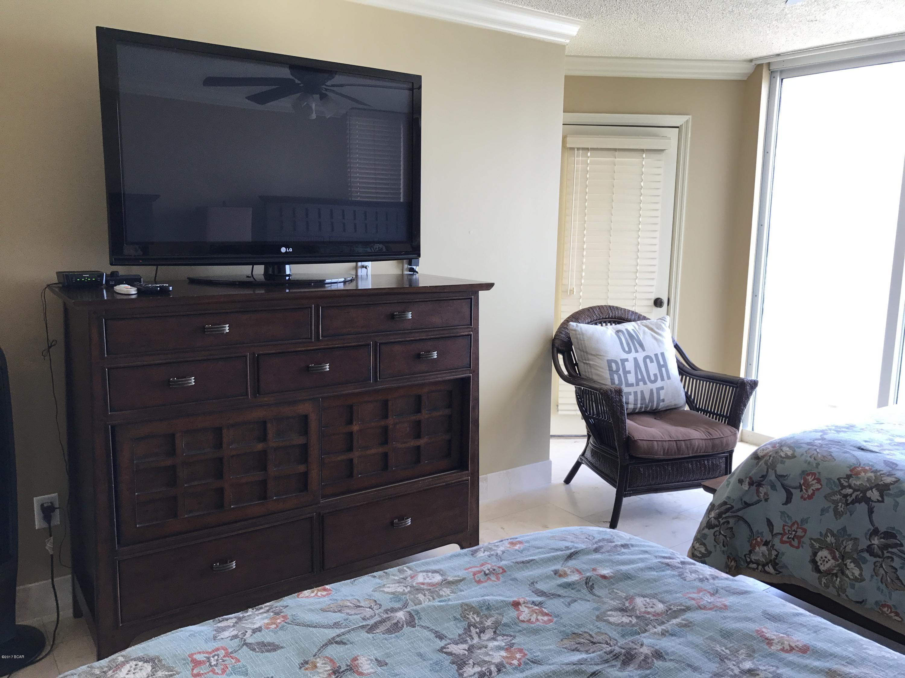 Long Beach Towers I - Residential