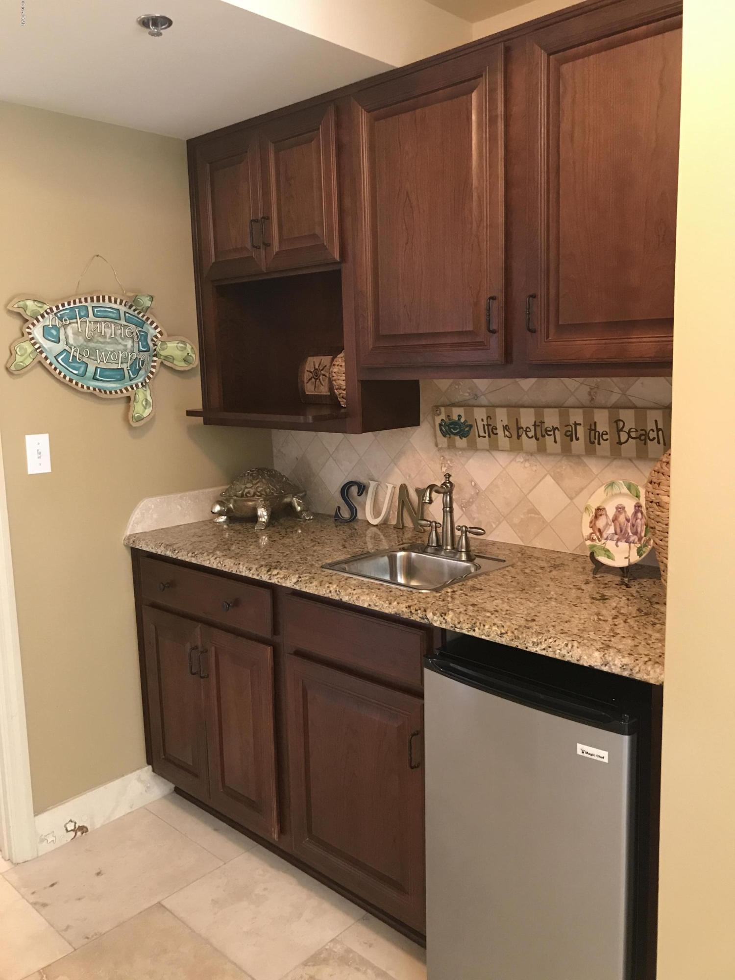 Long Beach Towers I - Residential