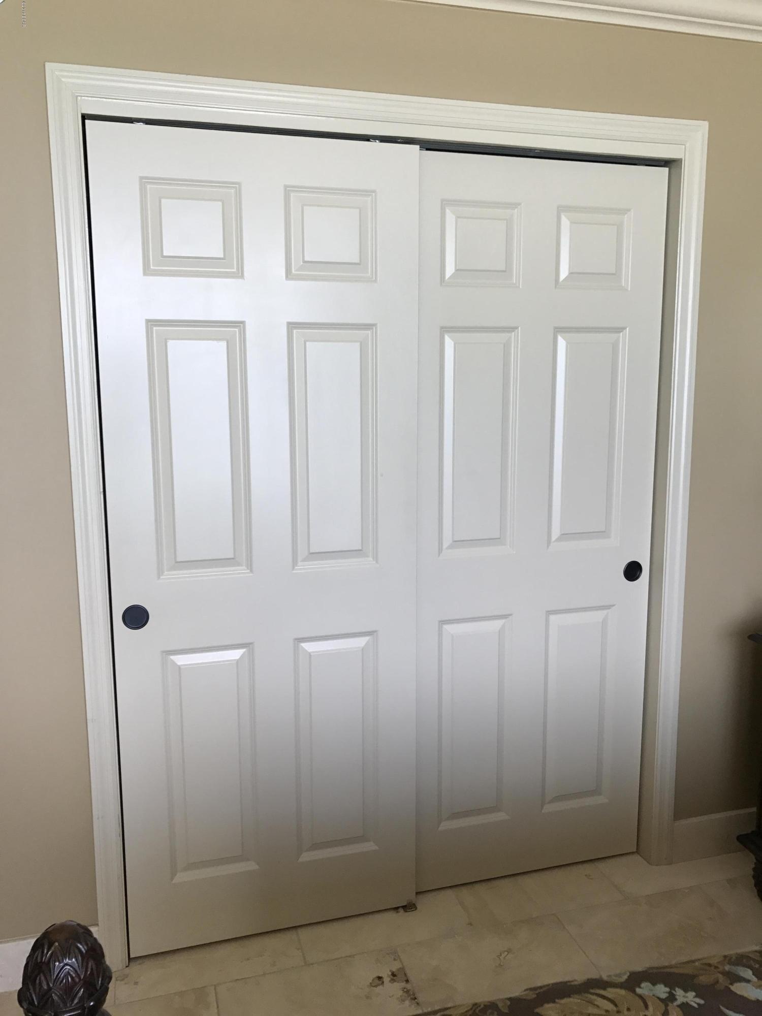 Long Beach Towers I - Residential