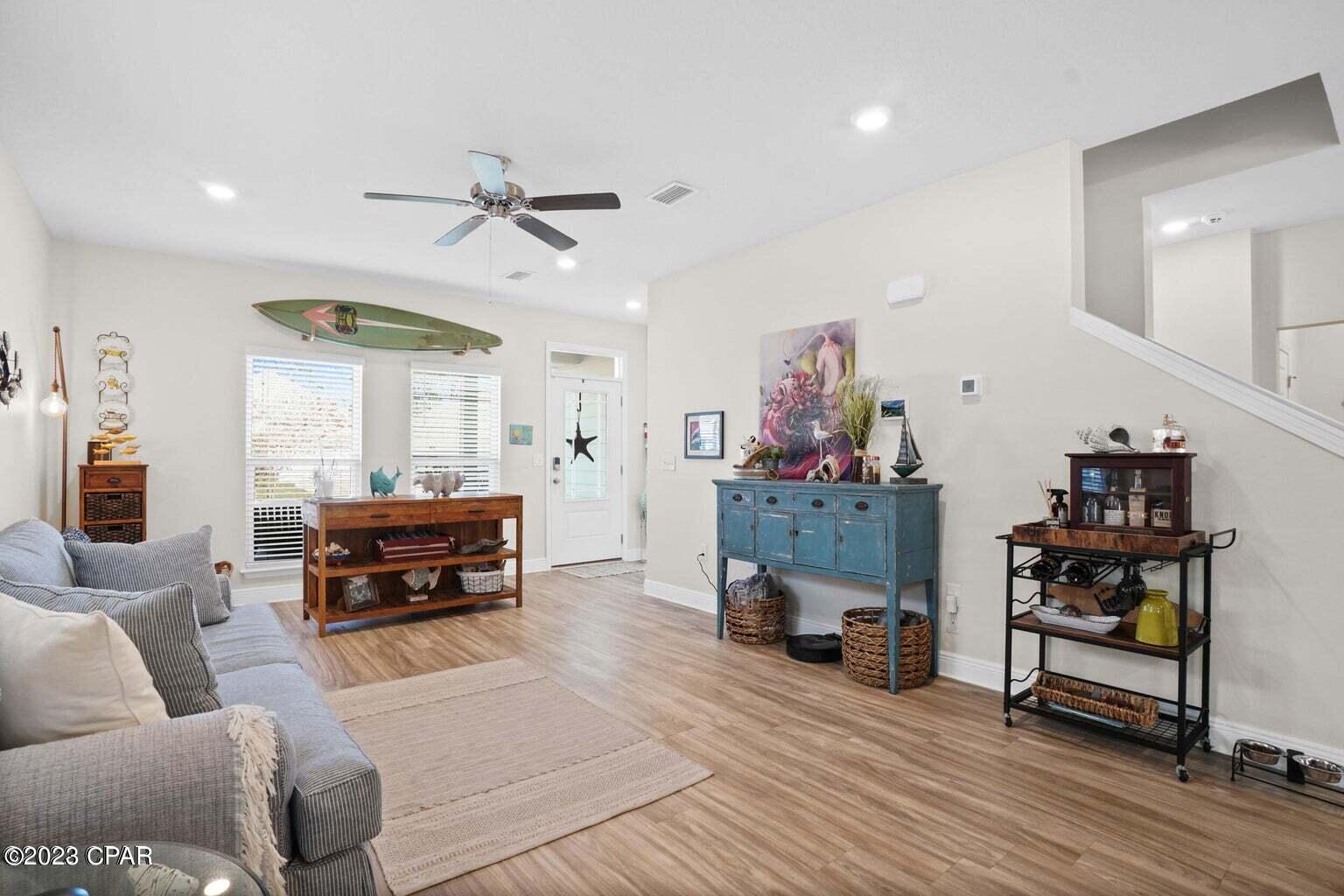 Emerald Cove Villas - Residential Lease