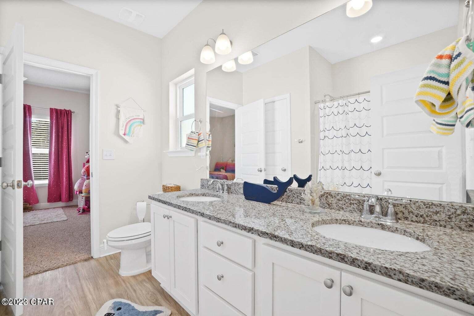 Emerald Cove Villas - Residential Lease