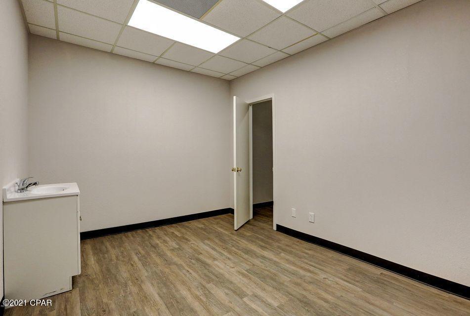 No Named Subdivision - Commercial Lease