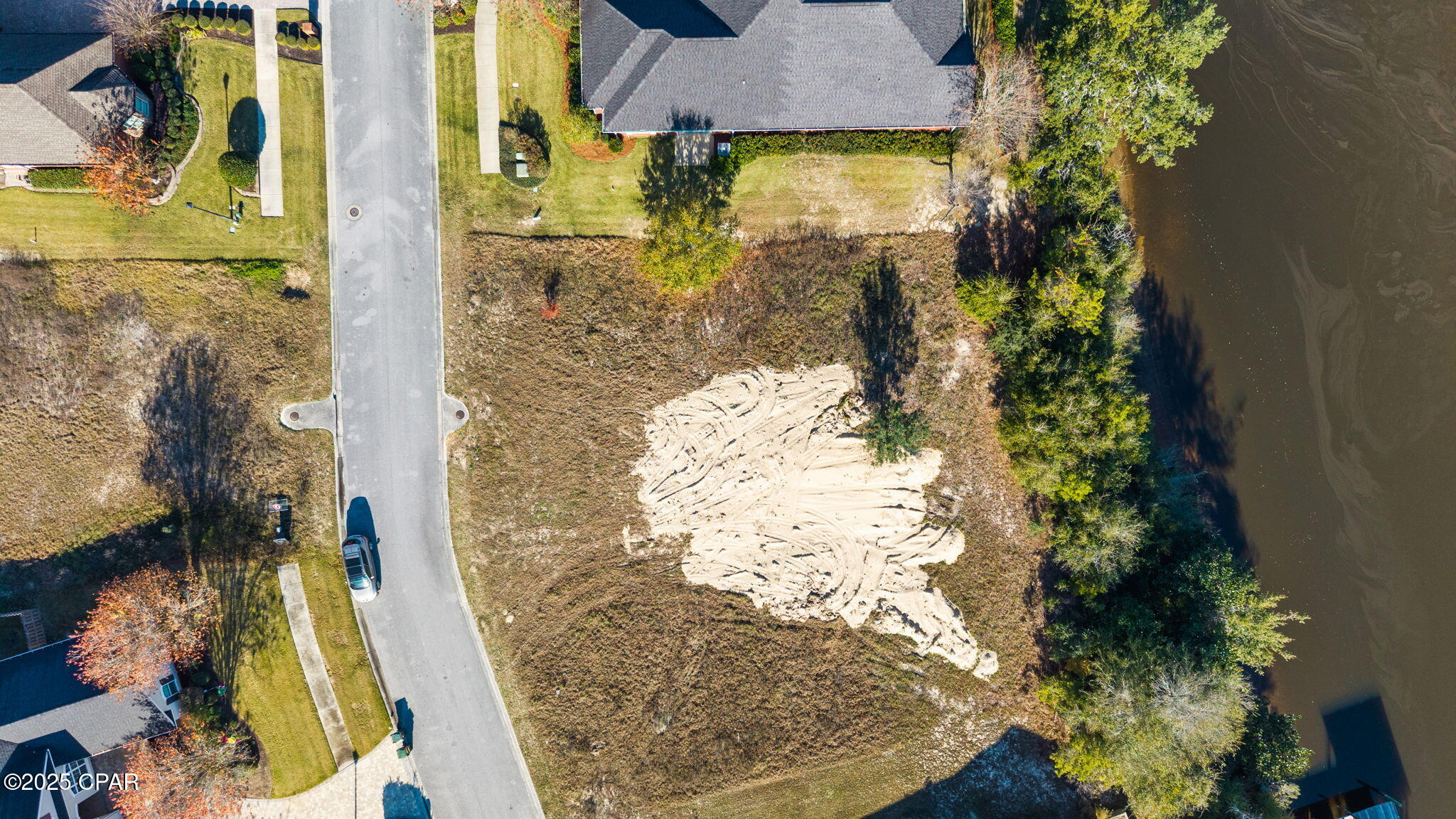 The Meadows & The Pointe - Land