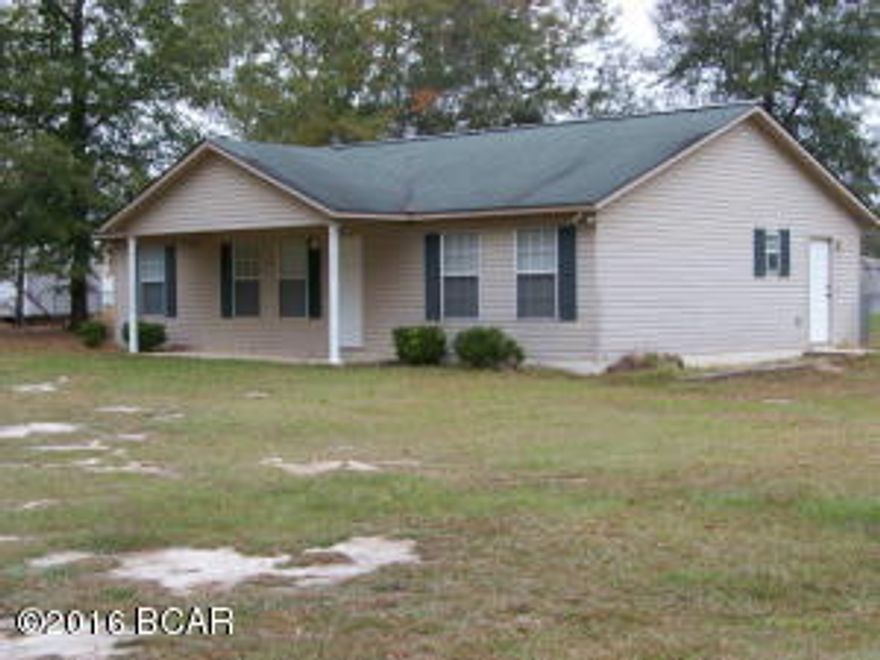 Nice 3/2 vinyl home located close to town in Ridgeway Estates. Split floor plan, lots of kitchen cabinets, spacious rooms, cathedral ceiling in living and dining room w/ open floor plan, lots of closet space in bedrooms. Front porch has plenty of room for rockers and back yard has patio and storage/shop bldg with carport attached and chain link fencing for children and pets.