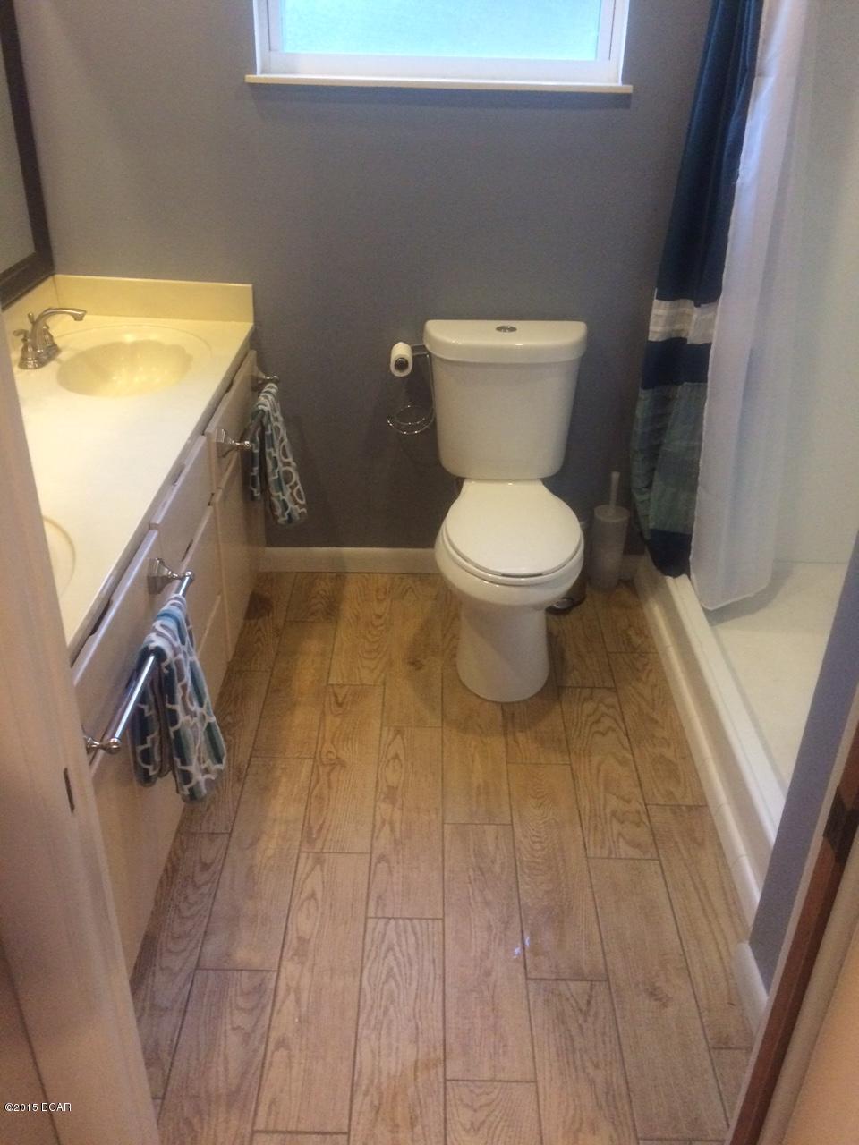 Point Royal Homes Unit 1 - Residential Lease