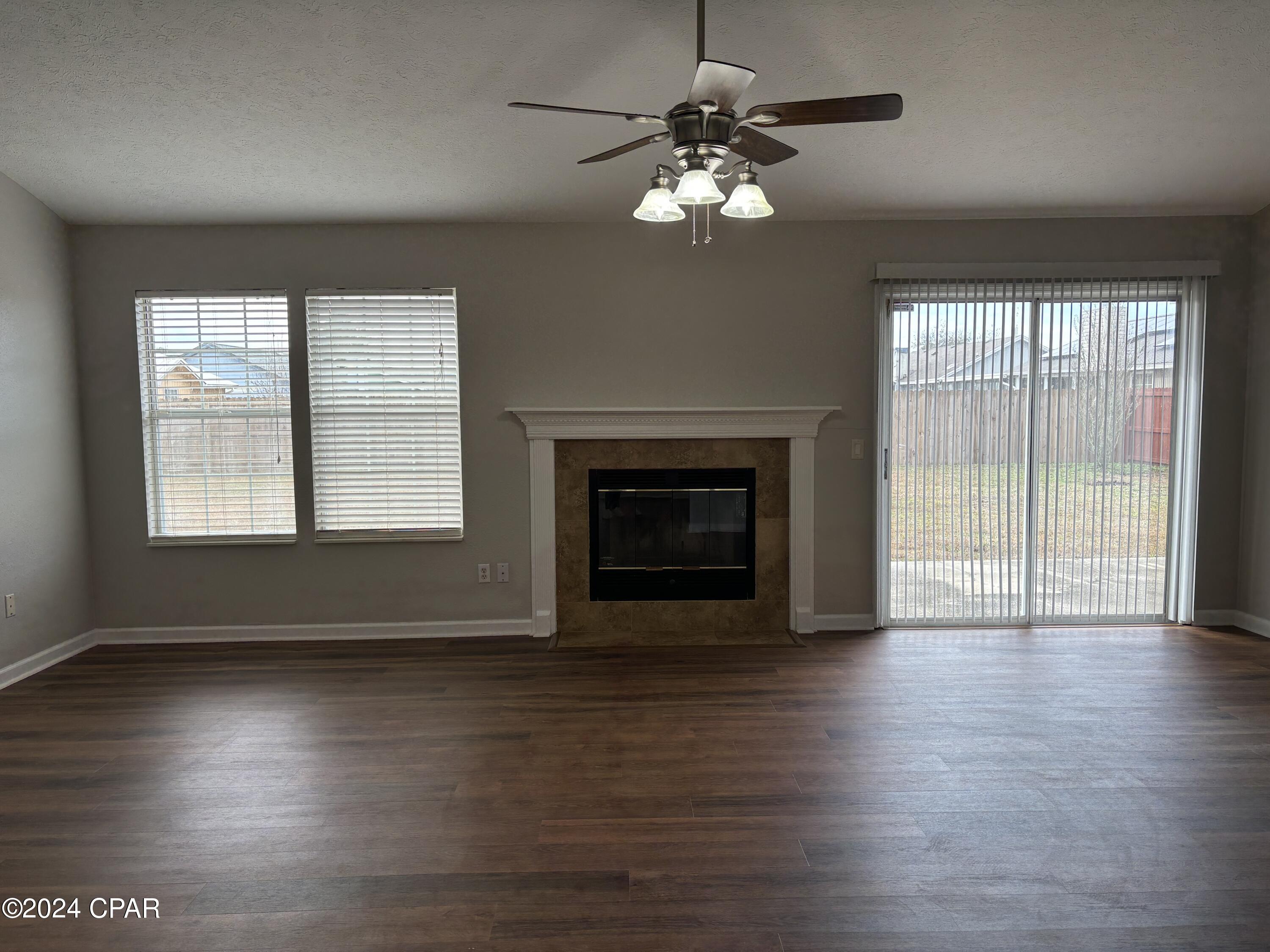 [No Recorded Subdiv] - Residential Lease