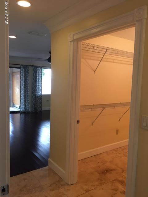 Country Club Harbour Estates - Residential