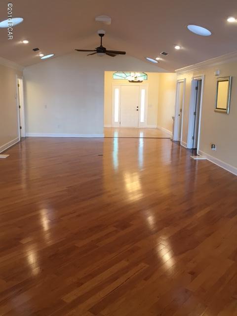 Country Club Harbour Estates - Residential