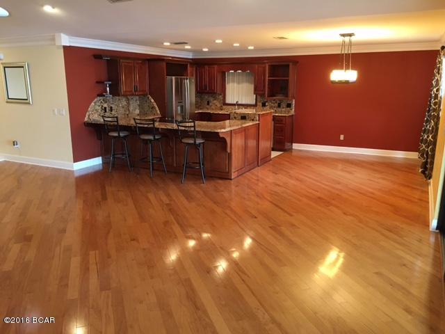 Country Club Harbour Estates - Residential