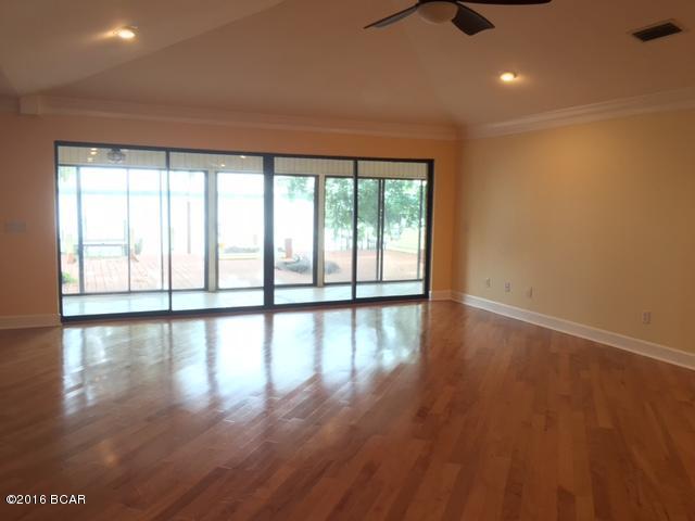 Country Club Harbour Estates - Residential