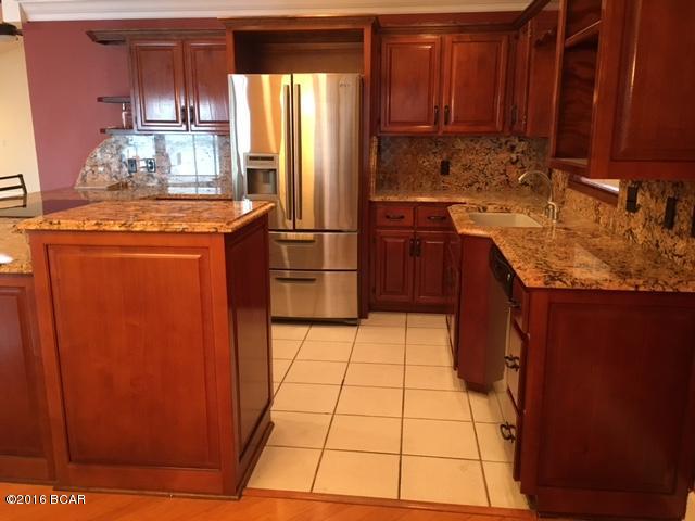 Country Club Harbour Estates - Residential