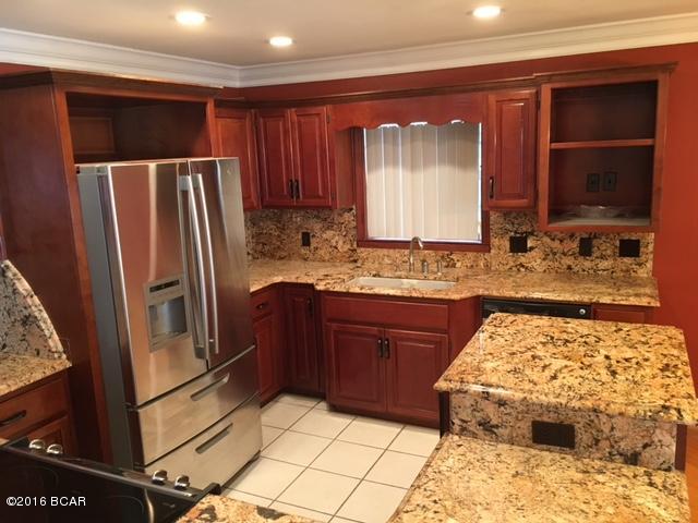 Country Club Harbour Estates - Residential