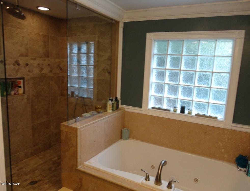 Country Club Harbour Estates - Residential