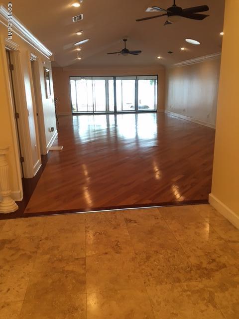 Country Club Harbour Estates - Residential